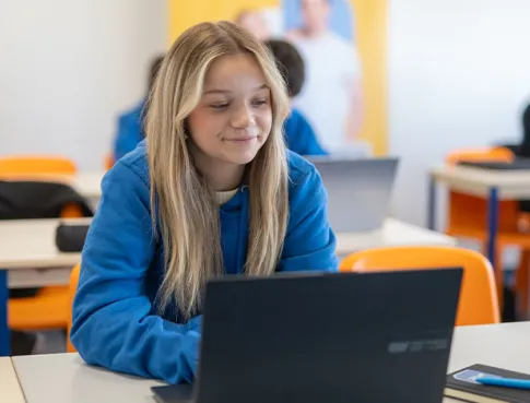 Numérique : les compétences clés pour percer en 2025