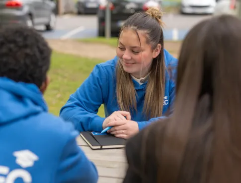 BTS Banque : quels métiers t’attendent vraiment après 2 ans d’études