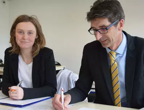Du statut d’alternant à tuteur en entreprise