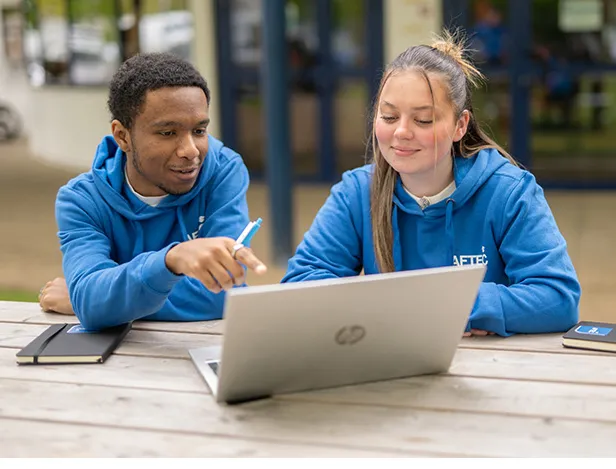 ecole-commerce-rennes-bts-communication-alternance