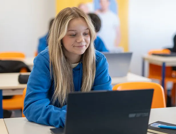 numerique-competences-cles-ecole-commerce-rennes