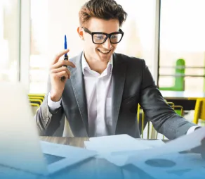 visuel-formation-bachelor-gestion-et-finance-aftec-ipac-bachelor-factory
