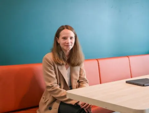 Laureline, étudiante en BTS NDRC