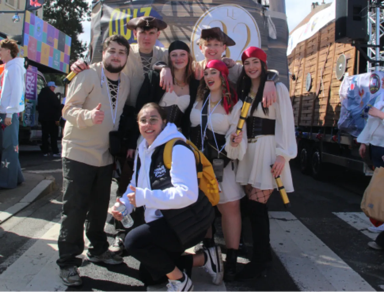 carnaval-étudiant-caen-aftec école-commerce-aftec-caen