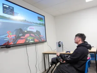 simulateur-automobile-alternant-bts-ecole-de-management-aftec simulateur-automobile-alternant-bts-ecole-de-management-aftec
